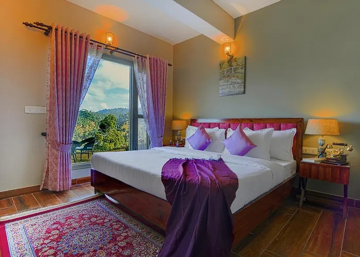 Saffronstays Edelweiss Bluebell House - 3Br English Home With Himalayan Peak Views, Bonfire & Reading Nook Ranikhet