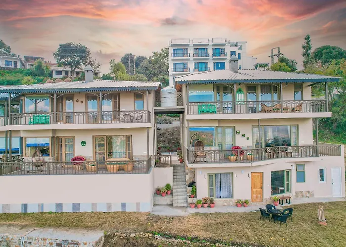 Saffronstays Edelweiss Bluebell House - 3Br English Home With Himalayan Peak Views, Bonfire & Reading Nook Ranikhet